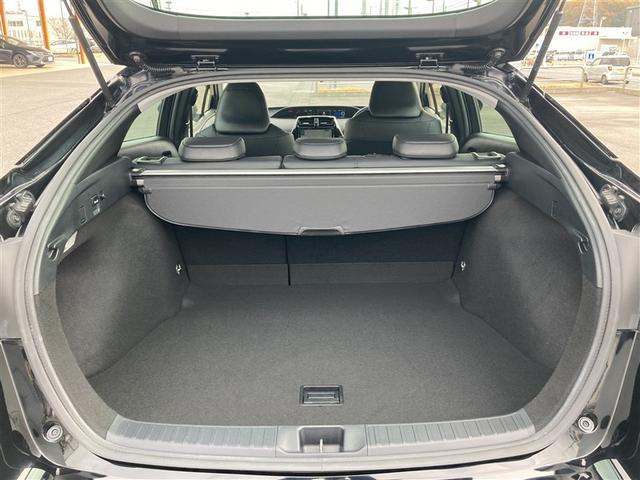 プリウス Ｓツーリングセレクション　エアバック　地デジ　Ｂモニ　定期点検記録簿　ＬＥＤヘッド　イモビ　オートクルーズ　横滑り防止　サイドエアバック　ドラレコ付き　ＤＶＤ再生可　ＥＴＣ　スマートキー　メモリ－ナビ　助手席エアバック　ＡＢＳ（17枚目）