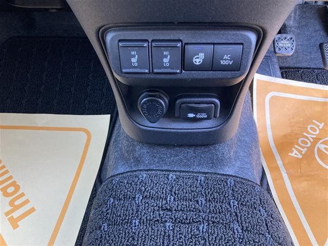 シエンタ ハイブリッドＺ　地デジフルセグ　アクティブクルーズコントロール　ＡＣ１００Ｖ給電機能　盗難防止システム　横滑り防止機能　ＥＴＣ装備　ＴＶ・ナビ　ＬＥＤライト　キーフリー　パワーステアリング　エアコン　エアバッグ（11枚目）