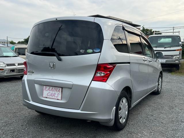 フリード G Lパッケージ ナビ TV バックカメラ ETC エアコン パワーステアリング パワーウィンドウ ABS キーレスエントリー 運転席エアバッグ 助手席エアバッグ 衝突安全ボディ CD(8枚目)