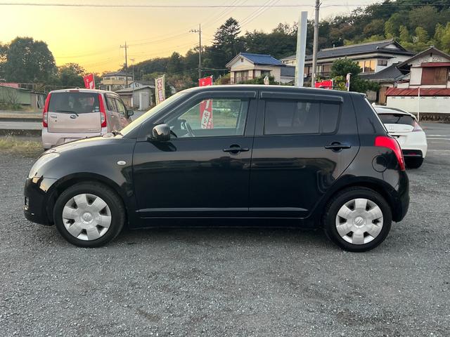 スイフト １．３ＸＧ　５速マニュアル　ＥＴＣ　スマートキー　ドライブレコーダー　エアコン　パワーステアリング　パワーウィンドウ　ＡＢＳ　キーレスエントリー　盗難防止システム　　衝突安全ボディＣＤ（5枚目）