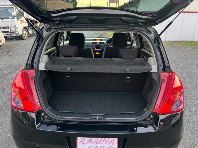 スイフト １．３ＸＧ　５速マニュアル　ＥＴＣ　スマートキー　ドライブレコーダー　エアコン　パワーステアリング　パワーウィンドウ　ＡＢＳ　キーレスエントリー　盗難防止システム　　衝突安全ボディＣＤ（18枚目）