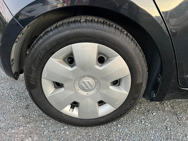 スイフト １．３ＸＧ　５速マニュアル　ＥＴＣ　スマートキー　ドライブレコーダー　エアコン　パワーステアリング　パワーウィンドウ　ＡＢＳ　キーレスエントリー　盗難防止システム　　衝突安全ボディＣＤ（20枚目）