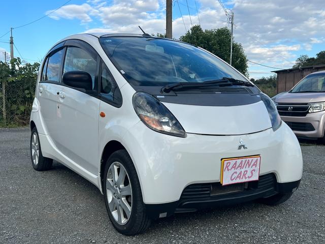 アイ G 4WD ナビ TV ETC Bluetooth バックカメラアルミホイール キーレスエントリー スマートキー エアコン パワーステアリング パワーウィンドウ CD(6枚目)