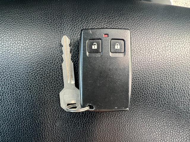 アイ G 4WD ナビ TV ETC Bluetooth バックカメラアルミホイール キーレスエントリー スマートキー エアコン パワーステアリング パワーウィンドウ CD(24枚目)