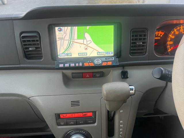 アトレーワゴン カスタムターボＲＳリミテッド　ナビ　４ＷＤ　ターボ　アルミホイール　エアコン　パワーステアリング　パワーウィンドウ　キーレスエントリー　ベンチシート　フルフラットＡＢＳ　運転席エアバッグ　衝突安全ボディ　助手席エアバッグ（10枚目）