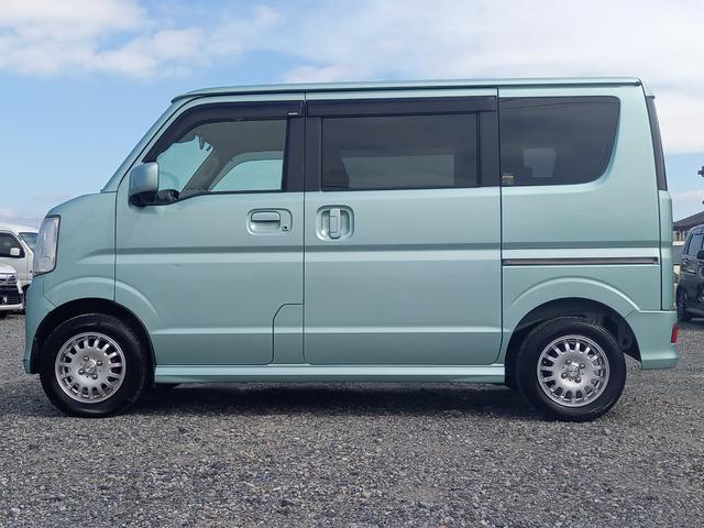 ☆当社は店頭納車を基本としておりますが、ご希望があれば指定場所まで納車することも可能ですので、気軽にスタッフにお問い合わせください。その際は別途料金がかかりますので予めご了承ください。