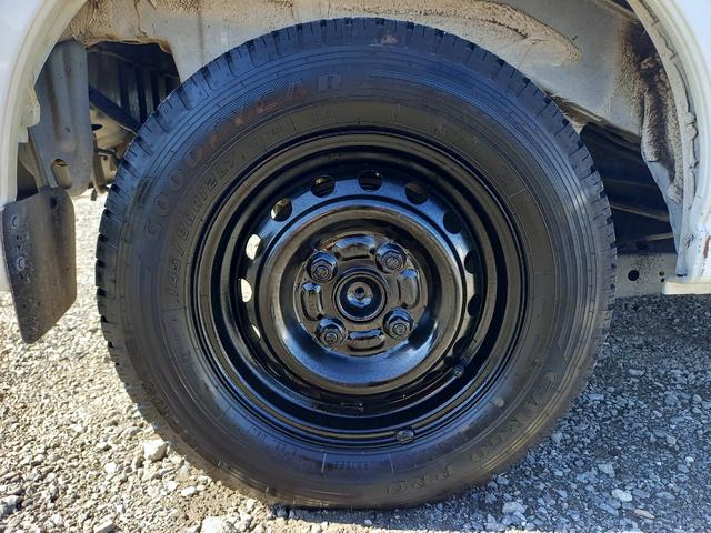 ハイゼットカーゴ クルーズＳＡＩＩＩ　パートタイム４ＷＤ　ナビ　バックカメラ　Ｂｌｕｅｔｏｏｔｈオーディオ　キーレスエントリー　スペアキー　ＥＴＣ　パワーウィンドウ　ドアバイザー　オートマチックハイビーム　電動格納ミラー　スマートアシスト（46枚目）