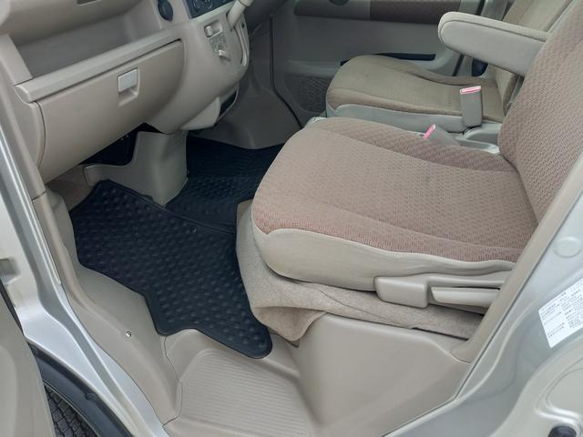 エブリイ ジョインターボ　４ＷＤ　ＥＴＣ　キーレスエントリー　電動格納ミラー　パワーウィンドウ　両側スライドドア　リアヒーター　エアコン　パワステ　ドアバイザー　ヘッドライトレベライザー　運転席・助手席エアバッグ　ＡＢＳ（12枚目）