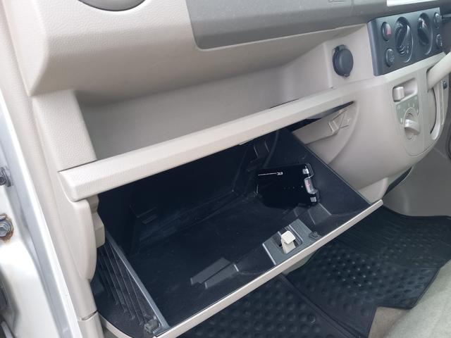エブリイ ジョインターボ　４ＷＤ　ＥＴＣ　キーレスエントリー　電動格納ミラー　パワーウィンドウ　両側スライドドア　リアヒーター　エアコン　パワステ　ドアバイザー　ヘッドライトレベライザー　運転席・助手席エアバッグ　ＡＢＳ（13枚目）