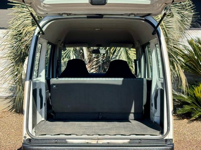 アクティバン 　５ＭＴ　車検付　記録簿有り　ユーザー買取　全塗装　ベージュ　オールペイント　ラプターライナー　ホワイトリボンタイヤ　オリジナルＨＯＮＤＡグリル　ＬＥＤライト　鉄ちん　ざらざら塗装　スムージングゲート（27枚目）