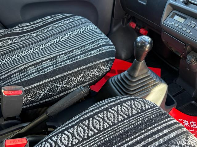 アクティバン 　５ＭＴ　車検付　記録簿有り　ユーザー買取　全塗装　ベージュ　オールペイント　ラプターライナー　ホワイトリボンタイヤ　オリジナルＨＯＮＤＡグリル　ＬＥＤライト　鉄ちん　ざらざら塗装　スムージングゲート（37枚目）