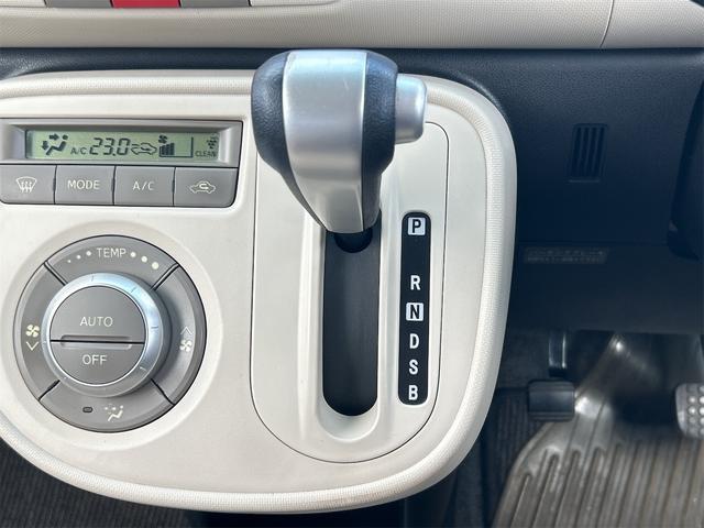 ミラココア ココアプラスＧ　ＥＴＣ　バックカメラ　ナビ　ＴＶ　オートクルーズコントロール　スマートキー　アイドリングストップ　電動格納ミラー　ベンチシート　ＣＶＴ　盗難防止システム　ＡＢＳ　ＣＤ　ＤＶＤ再生（7枚目）