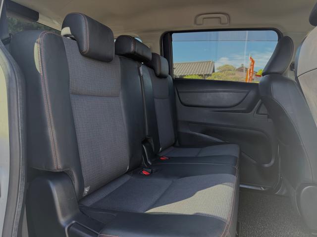 シエンタ ハイブリッドG クエロ 純正ナビTV 両側電動スライドドア 衝突軽減ブレーキ バックカメラ(19枚目)