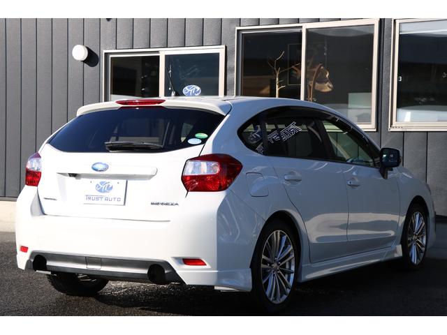 インプレッサスポーツ ２．０ｉ－Ｓアイサイト　ワンオーナー　社外ナビ　フルセグＴＶ　バックカメラ　ＥＴＣ　アイサイト　ＨＩＤヘッドライト　スマートキー＆プッシュスタート　純正アルミ！（6枚目）