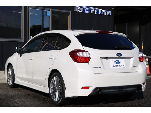 インプレッサスポーツ ２．０ｉ－Ｓアイサイト　ワンオーナー　社外ナビ　フルセグＴＶ　バックカメラ　ＥＴＣ　アイサイト　ＨＩＤヘッドライト　スマートキー＆プッシュスタート　純正アルミ！（8枚目）