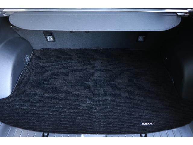 インプレッサスポーツ ２．０ｉ－Ｓアイサイト　ワンオーナー　社外ナビ　フルセグＴＶ　バックカメラ　ＥＴＣ　アイサイト　ＨＩＤヘッドライト　スマートキー＆プッシュスタート　純正アルミ！（60枚目）