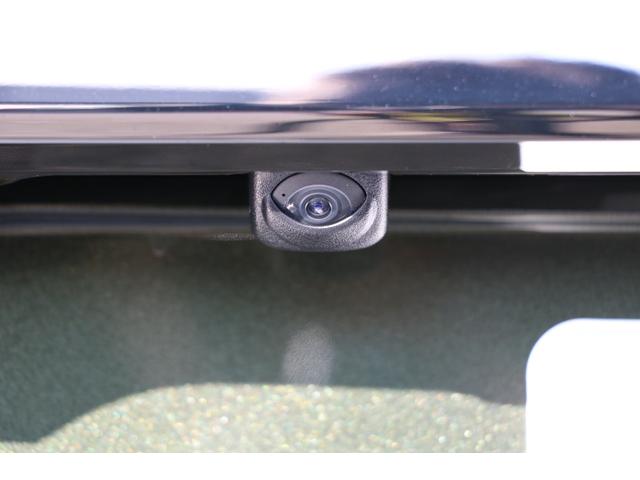 ５．７Ｌ　Ｖ型８気筒ＤＯＨＣエンジンを搭載し、高出力２７７ｋＷ（３７７馬力（カタログ値））／５，６００ｒｐｍ、大トルク５３４Ｎｍ（５４．５ｋｇｆ・ｍ）／３，２００ｒｐｍを発揮。