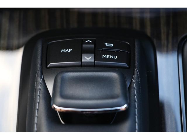 純正ナビフルセグパノラミックビューモニターＥＴＣサンルーフ、モデリスタエアロ＆マフラー、マークレビンソン、リアエンタ、ブラウン本革、縞杢オーナメント、クールボックスＢＳＭ．ＨＵＤ、ＬＤＡ、ＰＣＳを装着