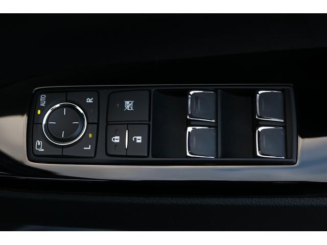 純正ナビフルセグパノラミックビューモニターＥＴＣサンルーフ、モデリスタエアロ＆マフラー、マークレビンソン、リアエンタ、ブラウン本革、縞杢オーナメント、クールボックスＢＳＭ．ＨＵＤ、ＬＤＡ、ＰＣＳを装着