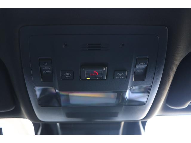 IS IS300h バージョンL ワンオーナー サンルーフ 黒革シート&ベンチレーター パノラミックビューモニター 純正ナビ フルセグTV ETC プリクラッシュ LTA BSM 前後ドラレコ!(67枚目)