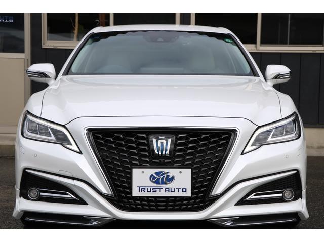 クラウンハイブリッド G-エグゼクティブ モデリスタエアロ 本革シート&ベンチレーター パノラミックビューモニター デジタルインナーミラー 純正ナビ フルセグTV HUD BSM プリクラッシュ クリアランスソナー!(2枚目)