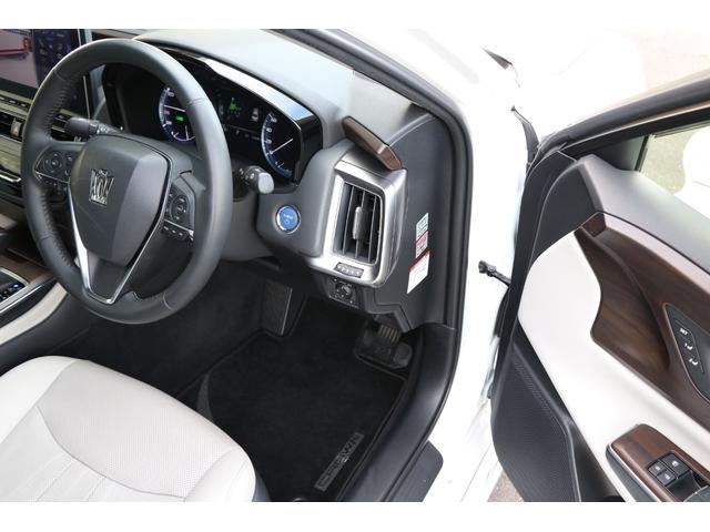 クラウンハイブリッド G-エグゼクティブ モデリスタエアロ 本革シート&ベンチレーター パノラミックビューモニター デジタルインナーミラー 純正ナビ フルセグTV HUD BSM プリクラッシュ クリアランスソナー!(40枚目)