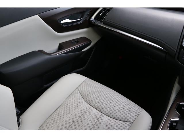 クラウンハイブリッド G-エグゼクティブ モデリスタエアロ 本革シート&ベンチレーター パノラミックビューモニター デジタルインナーミラー 純正ナビ フルセグTV HUD BSM プリクラッシュ クリアランスソナー!(45枚目)