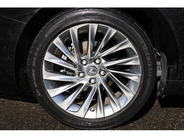 ES ES300h バージョンL ワンオーナー 黒本革 ヒーター&ベンチレーター サンルーフ グラファイトブラックガラスフレーク(223) 純正ナビ フルセグ パノラミックビューモニター スペアキー&カードキー(21枚目)