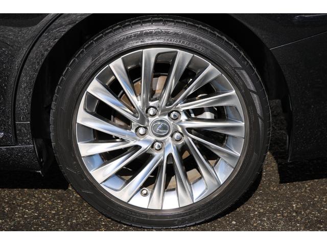 ES ES300h バージョンL ワンオーナー 黒本革 ヒーター&ベンチレーター サンルーフ グラファイトブラックガラスフレーク(223) 純正ナビ フルセグ パノラミックビューモニター スペアキー&カードキー(22枚目)