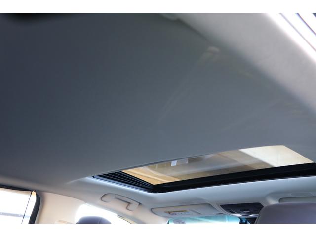 ES ES300h バージョンL ワンオーナー 黒本革 ヒーター&ベンチレーター サンルーフ グラファイトブラックガラスフレーク(223) 純正ナビ フルセグ パノラミックビューモニター スペアキー&カードキー(68枚目)