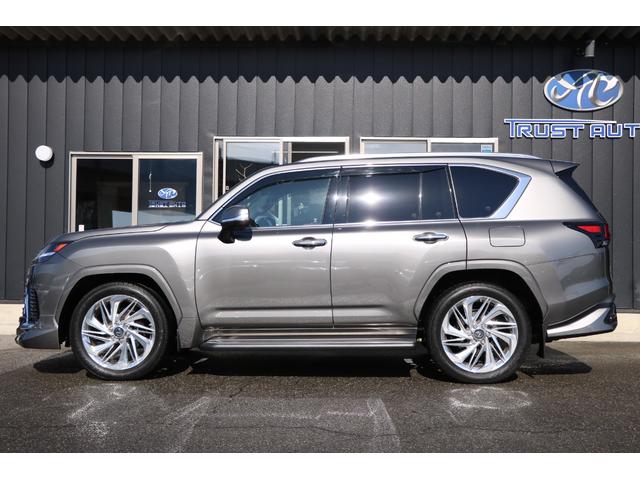 二つと無い中古車です。ごゆっくりご納得のいくまで見比べ、比較ご検討下さい。お車の状態や、保証、ご購入後のアフター等、ご遠慮なくお気軽にご相談下さい。