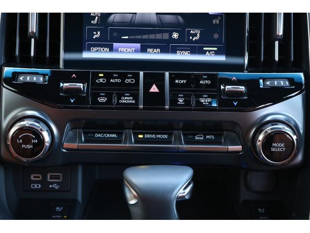 純正ナビ、フルセグ、パノラミックビュー、ＥＴＣサンルーフ鷹羽オーナメントパネル、サンフレアブラウン本革、モデリスタエアロ＆ＡＷ、クールボックス、リアエンタ、マークレビンソン、社外パンテーラセキュリティ