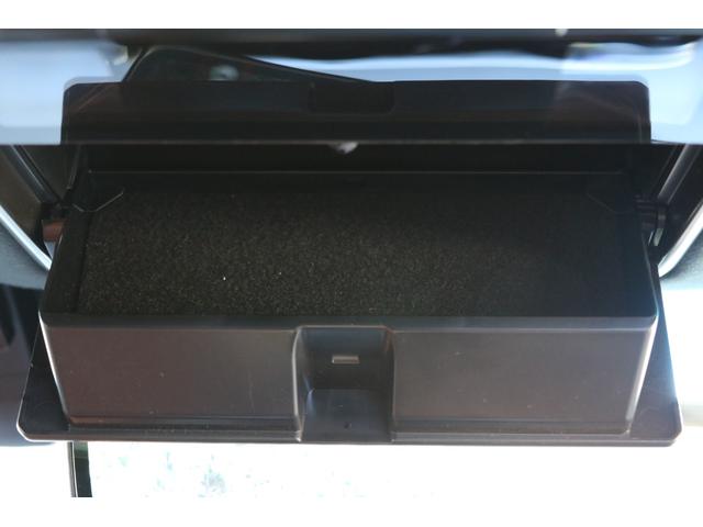 純正ナビ、フルセグ、パノラミックビュー、ＥＴＣサンルーフ鷹羽オーナメントパネル、サンフレアブラウン本革、モデリスタエアロ＆ＡＷ、クールボックス、リアエンタ、マークレビンソン、社外パンテーラセキュリティ