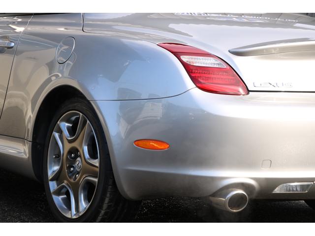 �d���J�����^���g�b�v���̗p���A�ϋv����ό󐫂��C�ɂ�����K�v�̂Ȃ��I�[���A���~�����[�t�ŁA�I�[�v�����N���[�Y���R�O�b�Ƃ��΂₭�ғ�������B