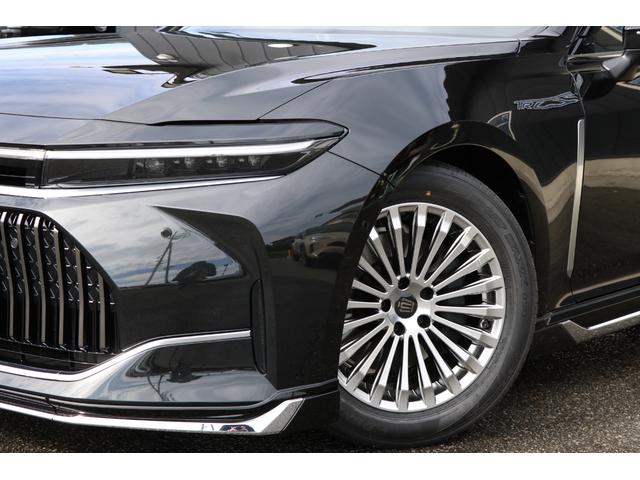 クラウン Z ワンオーナー パノラマルーフ モデリスタエアロ 純正ディスプレイオーディオ 本革シート&ベンチレーター パノラミックビューモニター デジタルインナーミラー HUD BSM PCS!(5枚目)