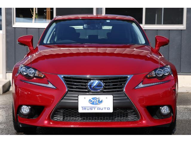 ＩＳ ＩＳ３００ｈ　バージョンＬ　ワンオーナー　黒革　マークレビンソン　オプション１８アルミ　純正ナビ　フルセグＴＶ　バックモニター　スペアキー＆カードキー有　サイドカメラ　ＥＴＣ　プリクラッシュ　ＢＳＭ　ＬＥＤヘッドライト！（2枚目）