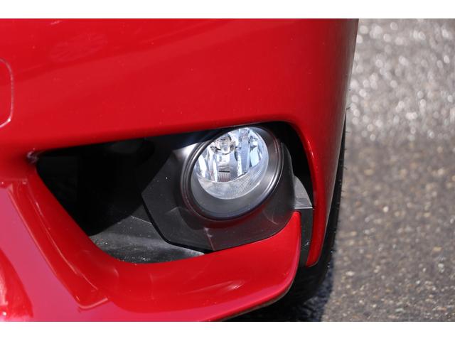 ＩＳ ＩＳ３００ｈ　バージョンＬ　ワンオーナー　黒革　マークレビンソン　オプション１８アルミ　純正ナビ　フルセグＴＶ　バックモニター　スペアキー＆カードキー有　サイドカメラ　ＥＴＣ　プリクラッシュ　ＢＳＭ　ＬＥＤヘッドライト！（19枚目）