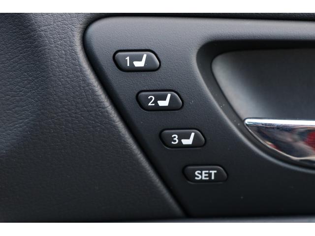 ＩＳ ＩＳ３００ｈ　バージョンＬ　ワンオーナー　黒革　マークレビンソン　オプション１８アルミ　純正ナビ　フルセグＴＶ　バックモニター　スペアキー＆カードキー有　サイドカメラ　ＥＴＣ　プリクラッシュ　ＢＳＭ　ＬＥＤヘッドライト！（44枚目）