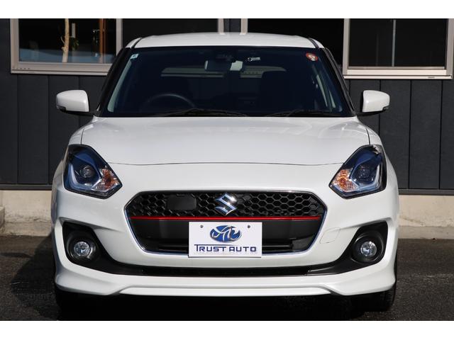 スイフト ハイブリッドＲＳ　ワンオーナー　社外ナビ　地デジＴＶ　バックカメラ　ＥＴＣ　ＬＥＤヘッドライト　ドライブレコーダー　スマートキー＆プッシュスタート！（2枚目）