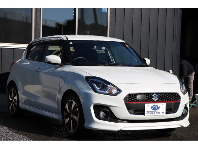 スイフト ハイブリッドＲＳ　ワンオーナー　社外ナビ　地デジＴＶ　バックカメラ　ＥＴＣ　ＬＥＤヘッドライト　ドライブレコーダー　スマートキー＆プッシュスタート！（3枚目）