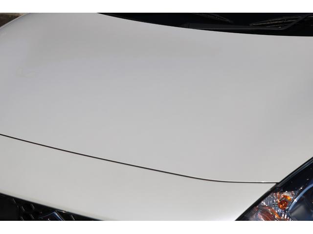 スイフト ハイブリッドＲＳ　ワンオーナー　社外ナビ　地デジＴＶ　バックカメラ　ＥＴＣ　ＬＥＤヘッドライト　ドライブレコーダー　スマートキー＆プッシュスタート！（11枚目）
