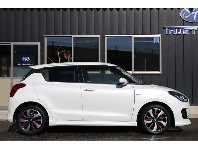 スイフト ハイブリッドＲＳ　ワンオーナー　社外ナビ　地デジＴＶ　バックカメラ　ＥＴＣ　ＬＥＤヘッドライト　ドライブレコーダー　スマートキー＆プッシュスタート！（13枚目）