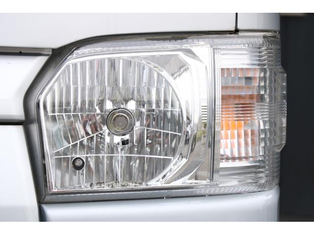 ハイエースバン ５ドア　リフト付バン２．８ＤＴロング　４ＷＤ　純正ナビ　地デジＴＶ　バックカメラ　ＥＴＣ　リフト能力３００ｋｇ　キーレス　プリクラッシュ　４ＷＤ　！（35枚目）