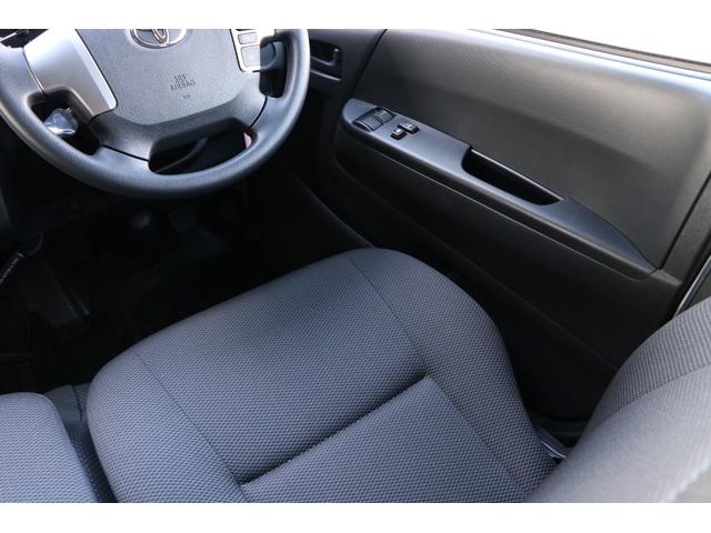 ハイエースバン ５ドア　リフト付バン２．８ＤＴロング　４ＷＤ　純正ナビ　地デジＴＶ　バックカメラ　ＥＴＣ　リフト能力３００ｋｇ　キーレス　プリクラッシュ　４ＷＤ　！（55枚目）