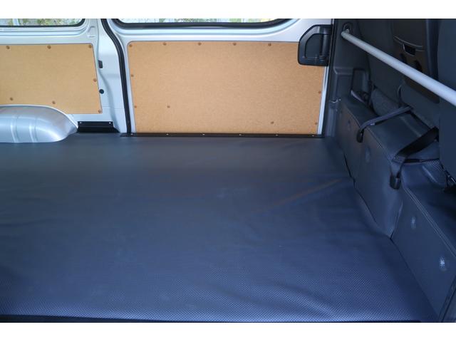 ハイエースバン ５ドア　リフト付バン２．８ＤＴロング　４ＷＤ　純正ナビ　地デジＴＶ　バックカメラ　ＥＴＣ　リフト能力３００ｋｇ　キーレス　プリクラッシュ　４ＷＤ　！（67枚目）