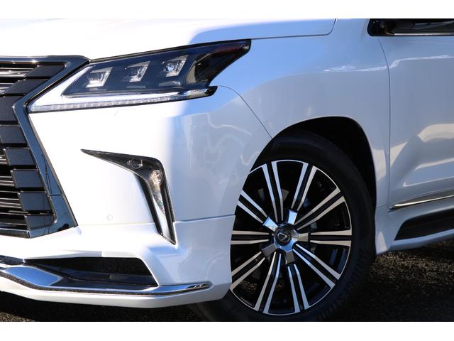 ＬＸ ＬＸ５７０ブラックシークエンス　最終型　モデリスタエアロ　モデリスタマフラー　黒本革　サンルーフ　リヤエンターシステム　クールボックス　８人乗　ソニッククォーツ（０８５）　スペアキー有　マークレビンソン（5枚目）