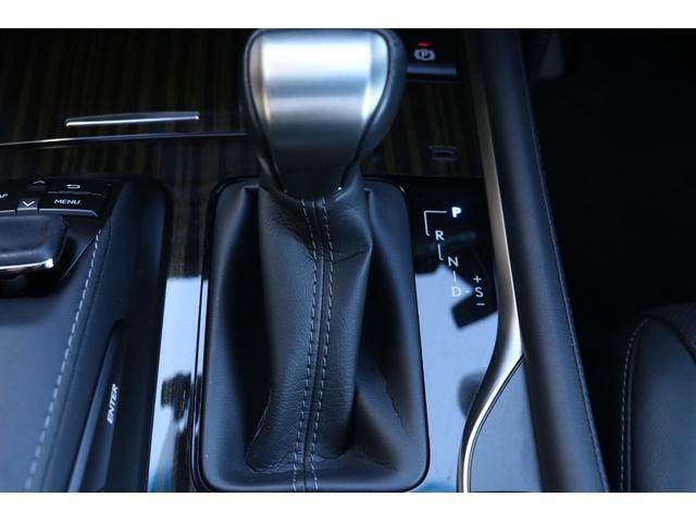 ＬＸ ＬＸ５７０ブラックシークエンス　最終型　モデリスタエアロ　モデリスタマフラー　黒本革　サンルーフ　リヤエンターシステム　クールボックス　８人乗　ソニッククォーツ（０８５）　スペアキー有　マークレビンソン（34枚目）