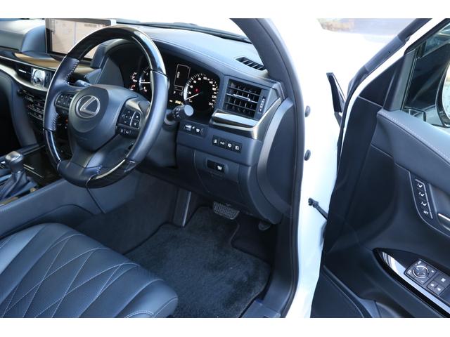 ＬＸ ＬＸ５７０ブラックシークエンス　最終型　モデリスタエアロ　モデリスタマフラー　黒本革　サンルーフ　リヤエンターシステム　クールボックス　８人乗　ソニッククォーツ（０８５）　スペアキー有　マークレビンソン（47枚目）
