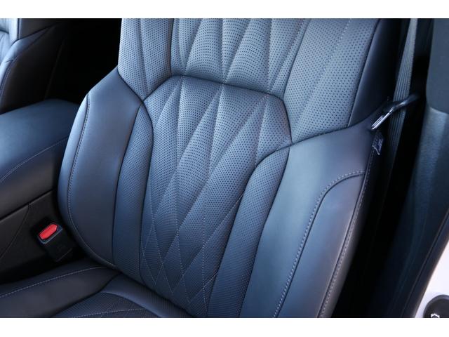 ＬＸ ＬＸ５７０ブラックシークエンス　最終型　モデリスタエアロ　モデリスタマフラー　黒本革　サンルーフ　リヤエンターシステム　クールボックス　８人乗　ソニッククォーツ（０８５）　スペアキー有　マークレビンソン（53枚目）