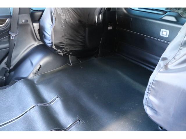 ＬＸ ＬＸ５７０ブラックシークエンス　最終型　モデリスタエアロ　モデリスタマフラー　黒本革　サンルーフ　リヤエンターシステム　クールボックス　８人乗　ソニッククォーツ（０８５）　スペアキー有　マークレビンソン（67枚目）